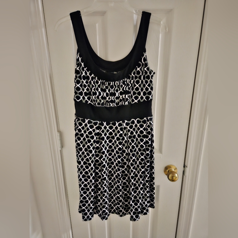 East 5th Dress Black and White
